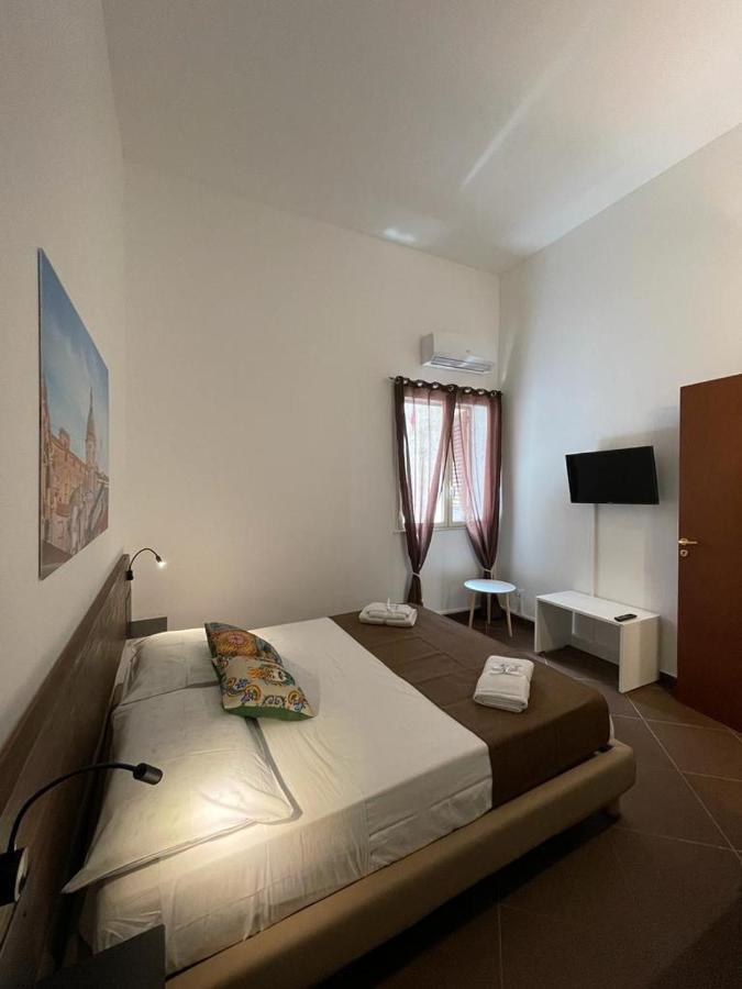 Sweet Life Aparthotel Palermo Esterno foto