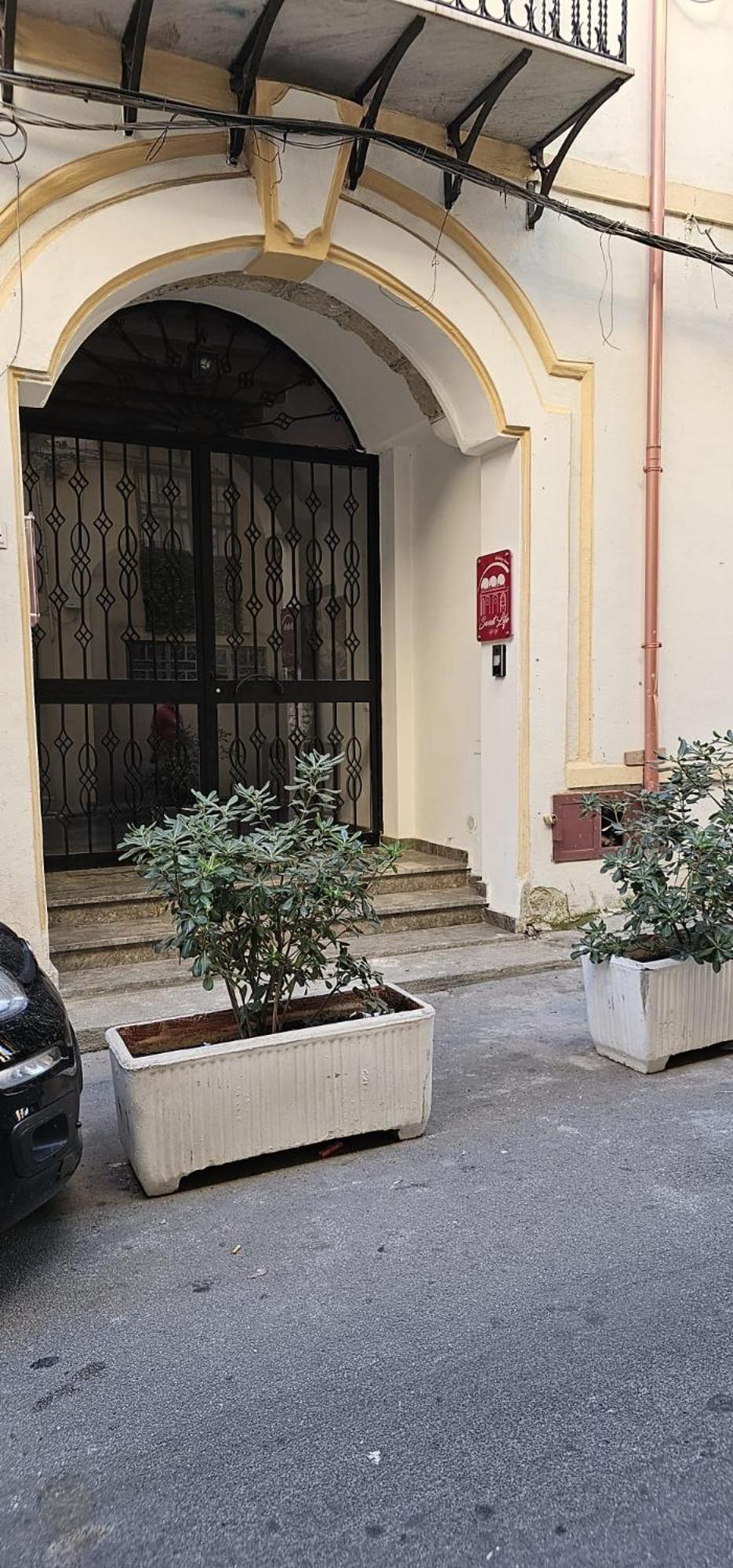 Sweet Life Aparthotel Palermo Esterno foto